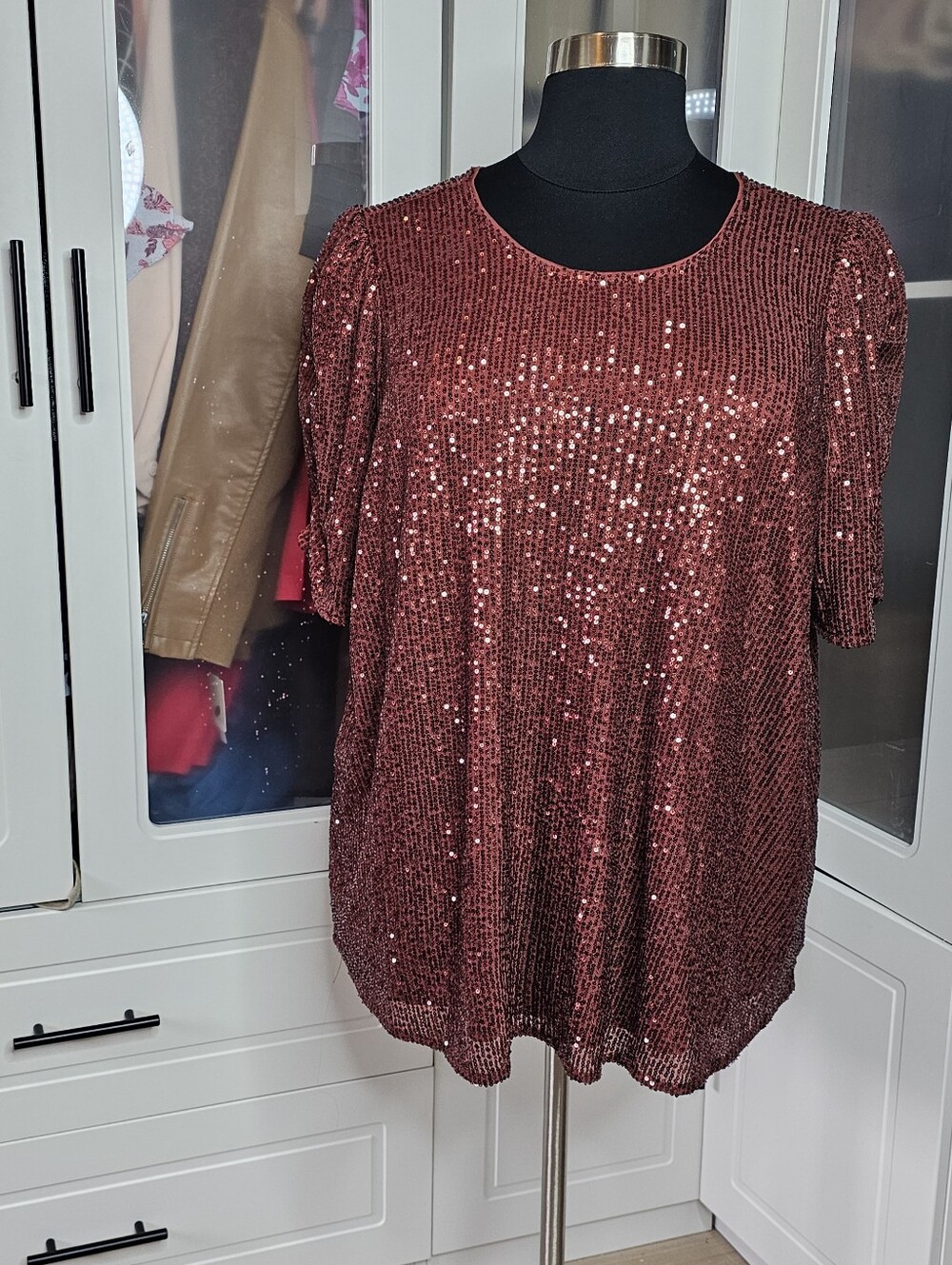 Torrid rust sequin blouse size 3